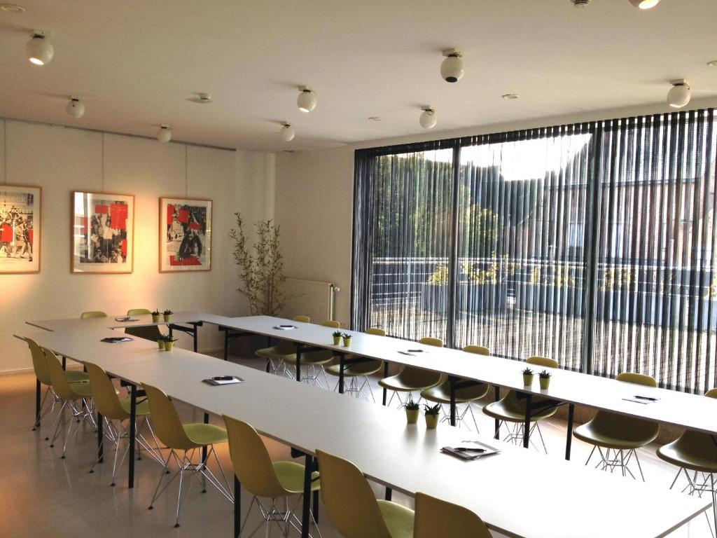 Corbie Hotel 3*