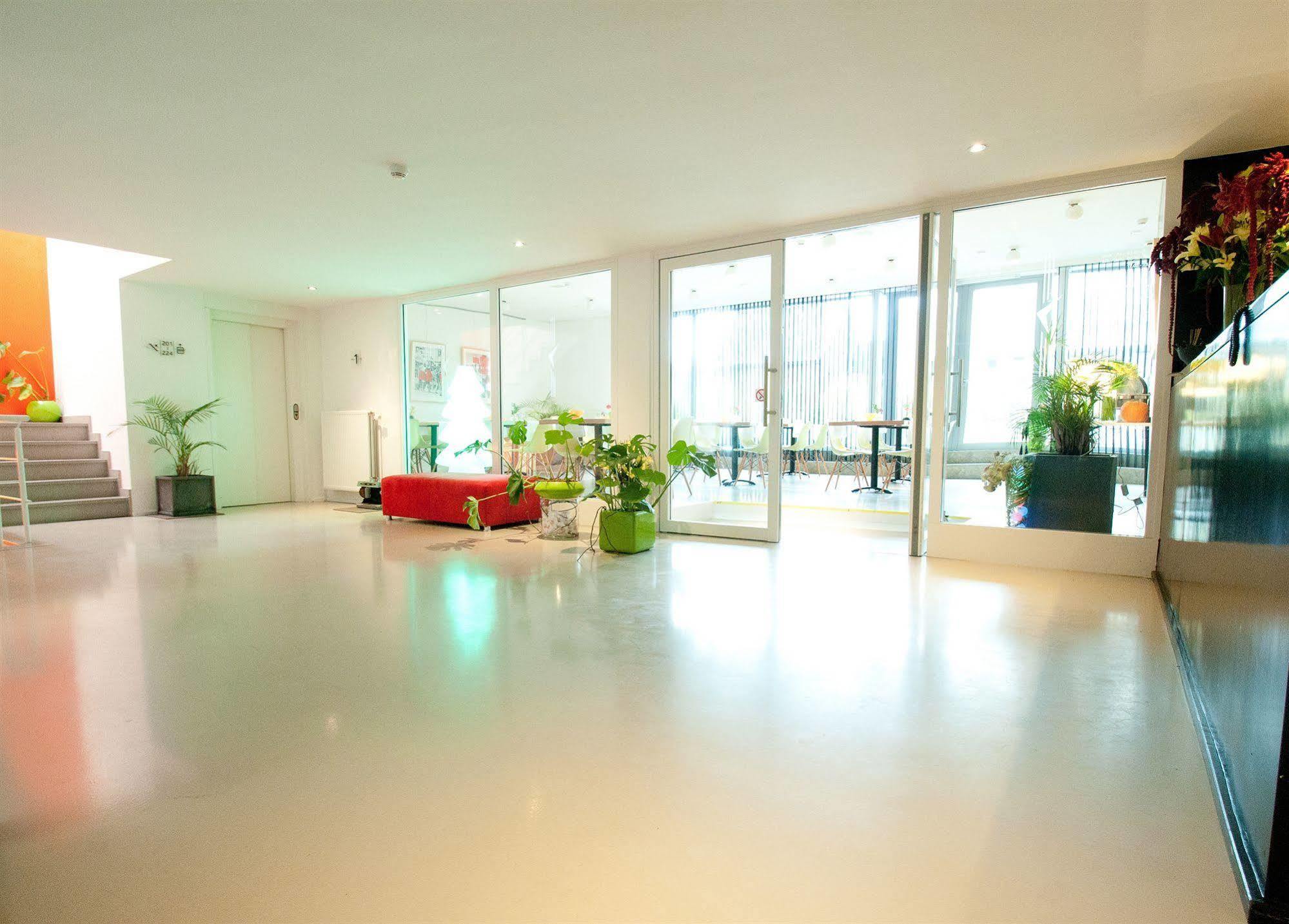 Corbie Hotel