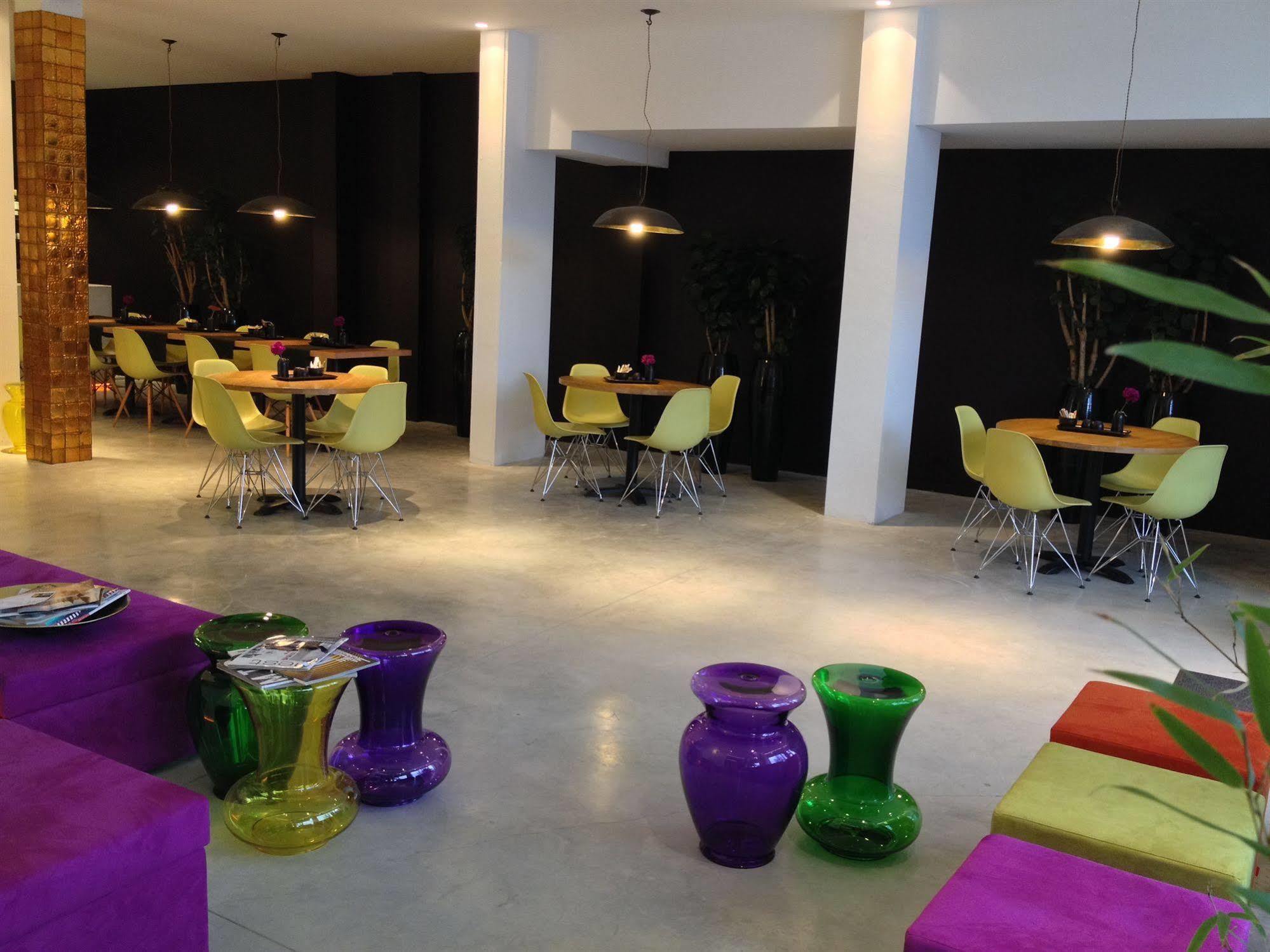 Hotel Corbie 3*